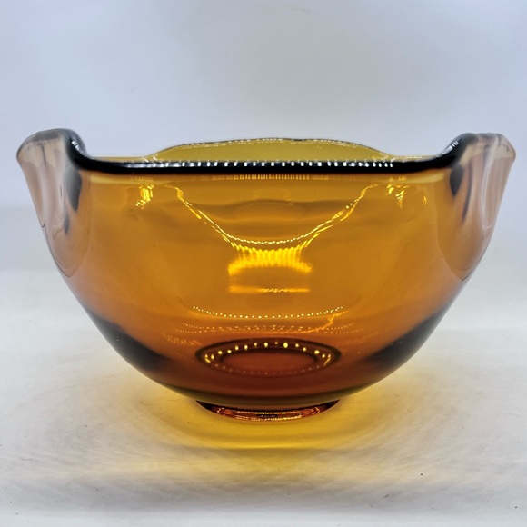 Vintage Anchor Hocking Amber Triangular Chip Bowl - Picture 2 of 8